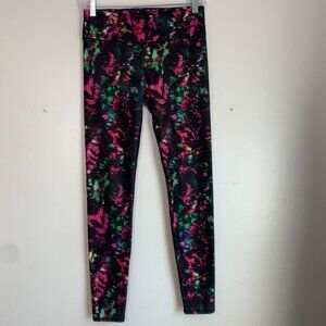 Fabletics Multicolor Chroma Salar Printed PowerHold® Legging